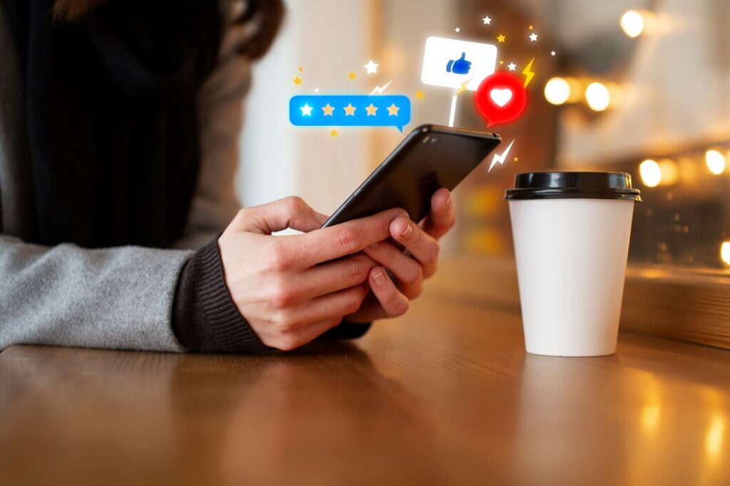 Reading Customer Reviews of CBD Products: A Smart Shopper’s Guide