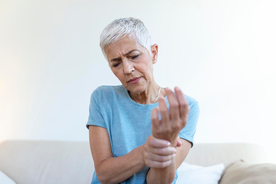 Exploring Different CBD Options for Arthritis