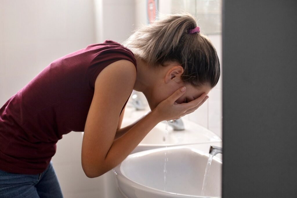 Can CBD Help with Nausea and Vomiting?