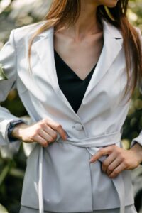 How to Dress for a Job Interview: First Impressions Matter
