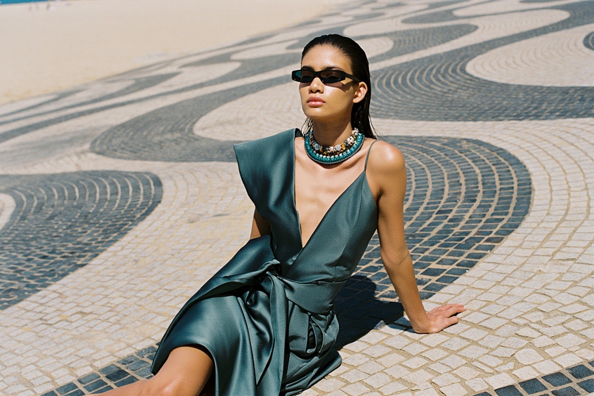 How to Create a Lookbook for Your Fashion Blog: A Step-by-Step Guide to Showcasing Your Style