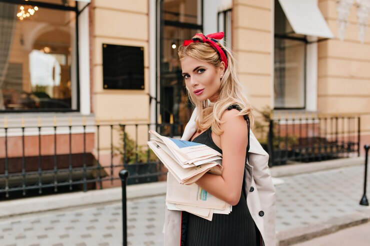 The Ultimate Guide to Parisian Fashion