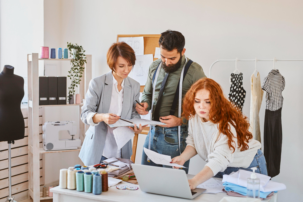 ✨ How to Work with Fashion Brands: A Complete Guide for Aspiring Influencers