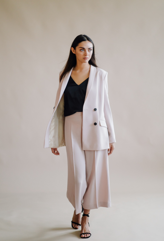 Tall Women Fashion Do’s and Don’ts
