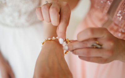 Jewelry Styling Tips for Minimalists: Less Is Always More