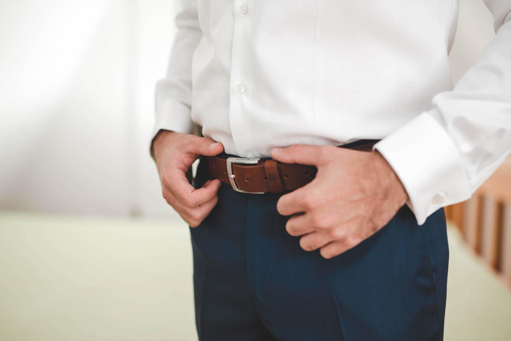  How to Choose the Right Belt for Your Outfit: A Style-Defining Guide