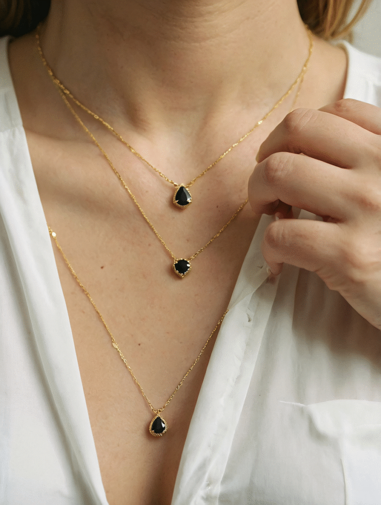 Fashion Tips for Mixing Metals: The Modern Way to Accessorize Boldly